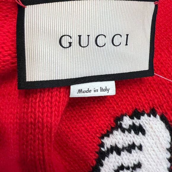 Gucci Unisex Red Sweater with Donald Duck Design - Picture 3 of 10